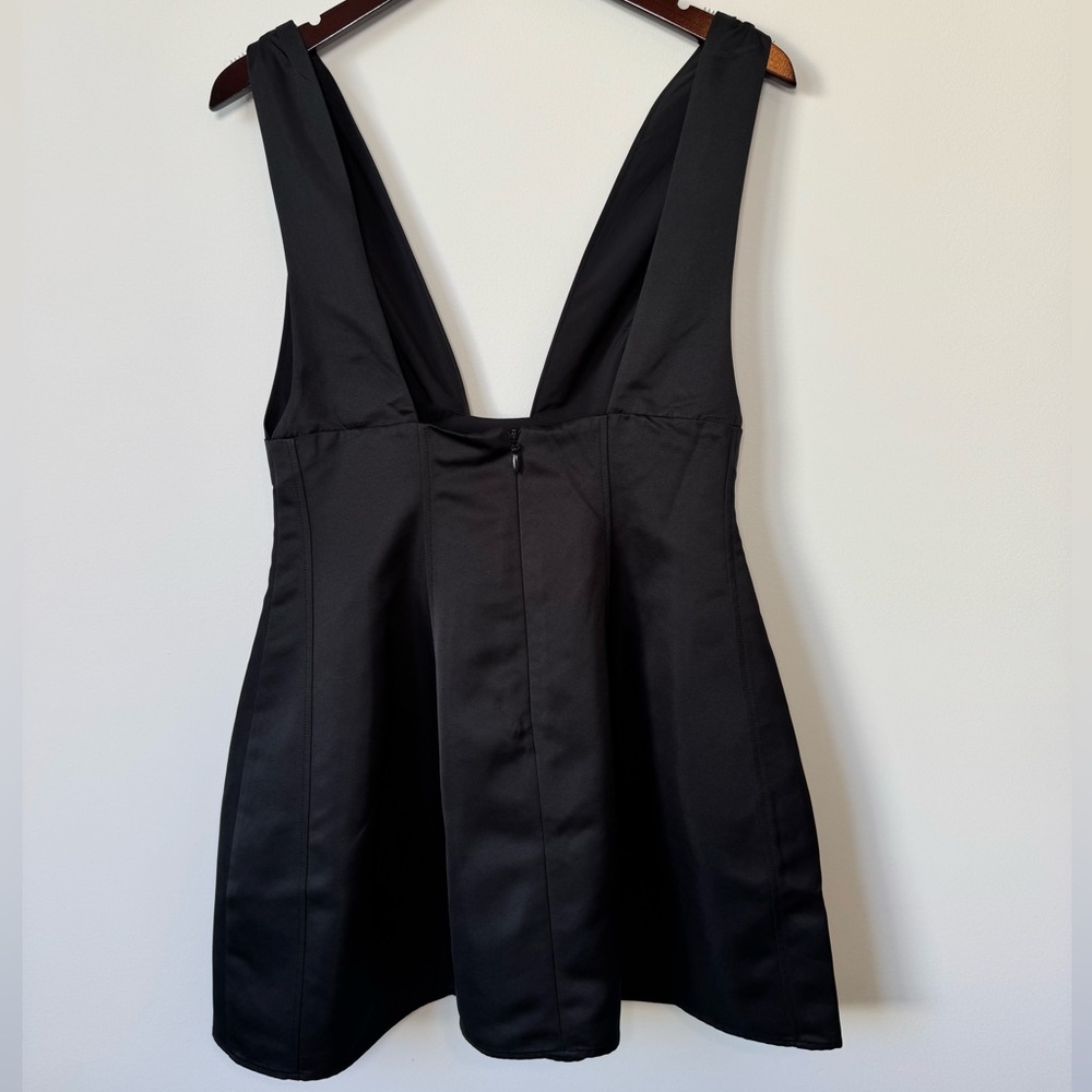 WeWoreWhat V-Neck Mini Dress in Duchess Satin Black - Size 12 - Picture 12 of 15